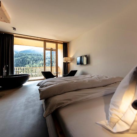 Hotel Arnica Scuol - Adults Only エクステリア 写真
