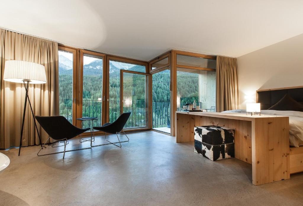 Hotel Arnica Scuol - Adults Only エクステリア 写真
